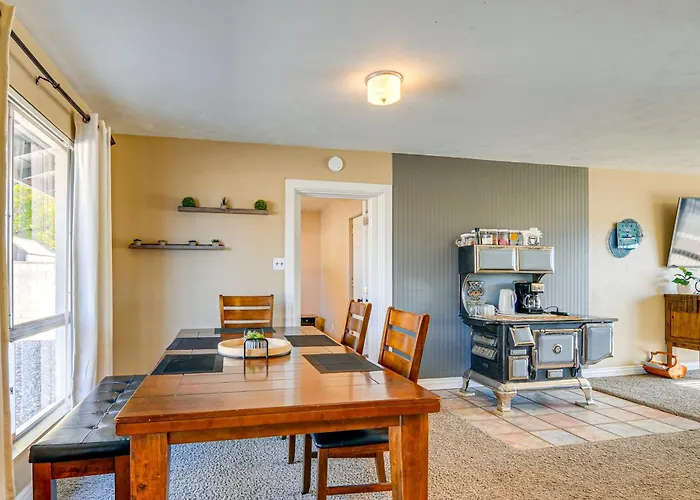 3 Mi To Glen Canyon Dam: W/ Fenced Yard * Page